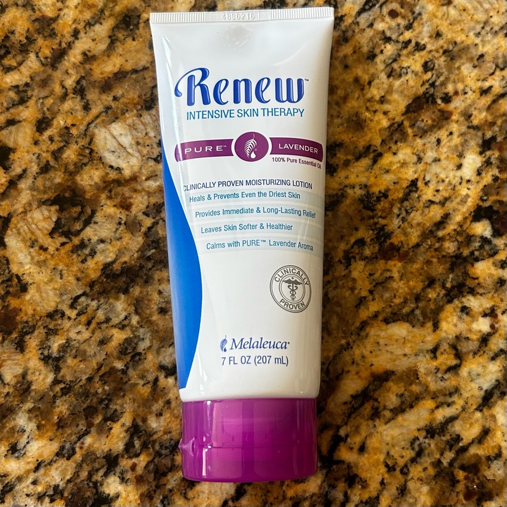New ~ Lavender Renew Intensive Skin Therapy Lotion by Melaleuca - FullSize 7 oz.